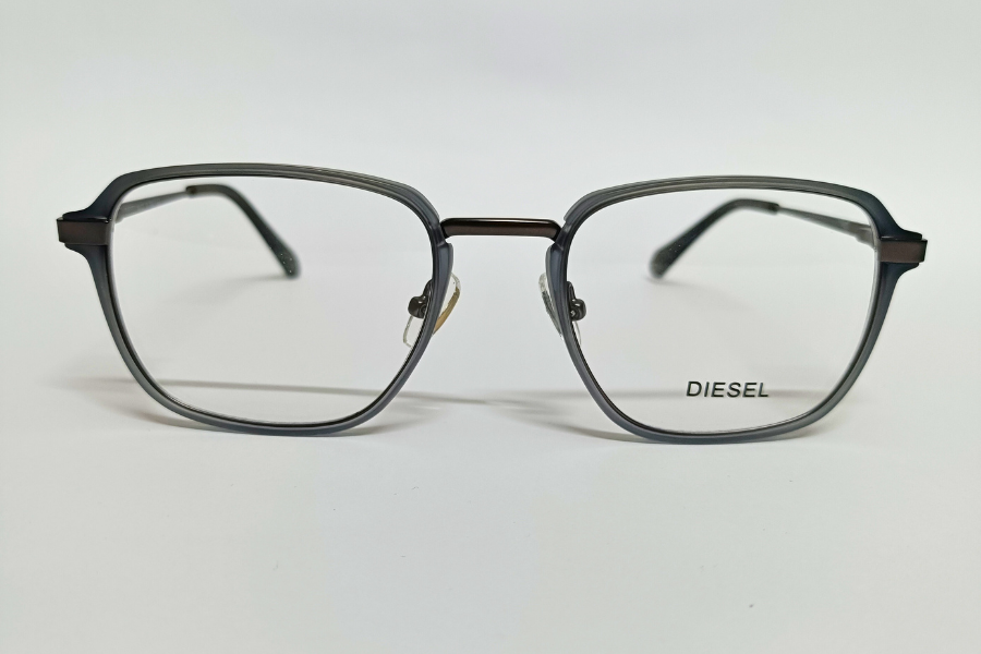 DIESEL GU50041
